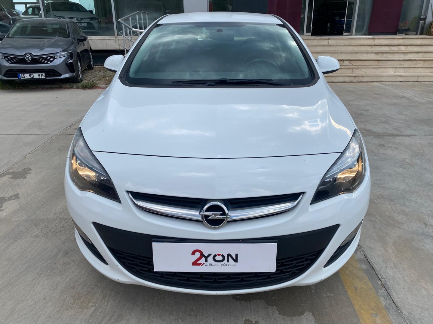 ASTRA SEDAN 1.4T EDİTİON PLUS