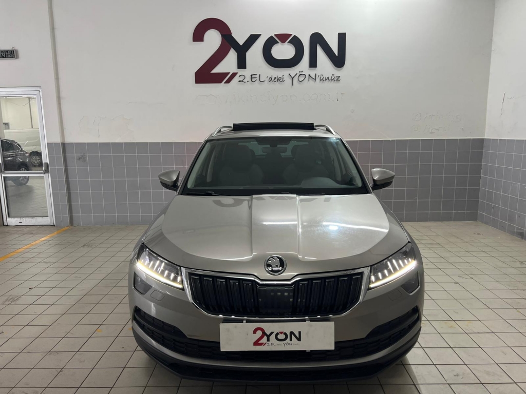 KAROQ 1.0 TSI 115 DSG STYLE